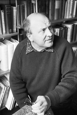 Bert with his books, 1970's (photo: Hedy West) Bert with his books, 1970's (photo: Hedy West)