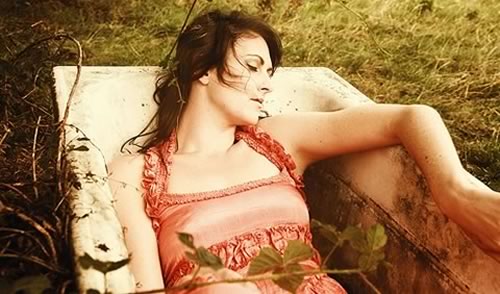 Live Review: Fay Hield Trio @ Congregational Church, Wiveliscombe