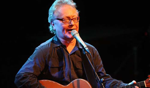 Paul Brady - Interview & Review: 'Dancer in the Fire'